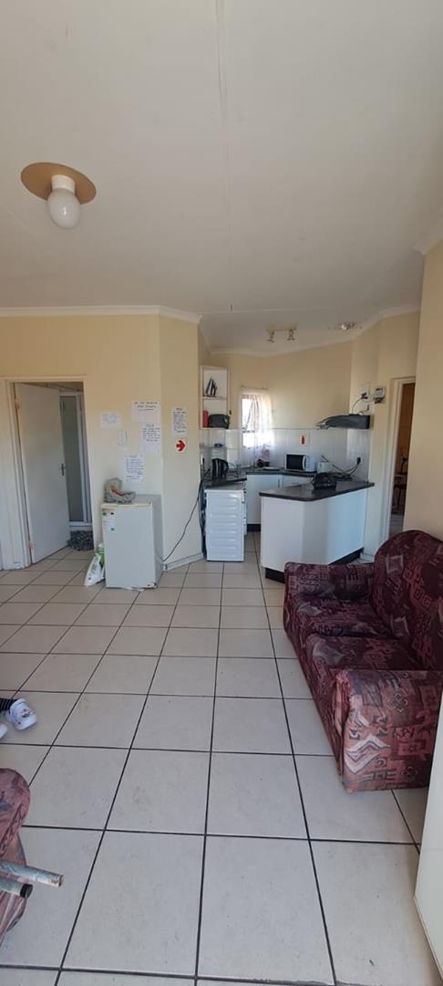 To Let 1 Bedroom Property for Rent in Summerstrand Eastern Cape